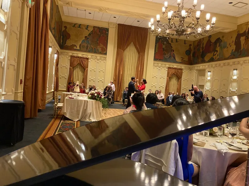 Modern Dueling Pianos setup